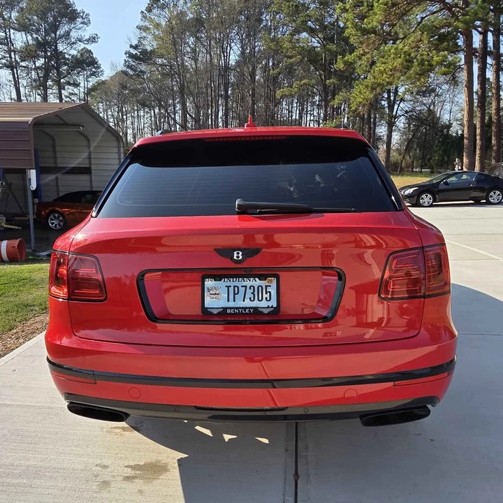 2018 Bentley Bentayga - Image 6 of 17