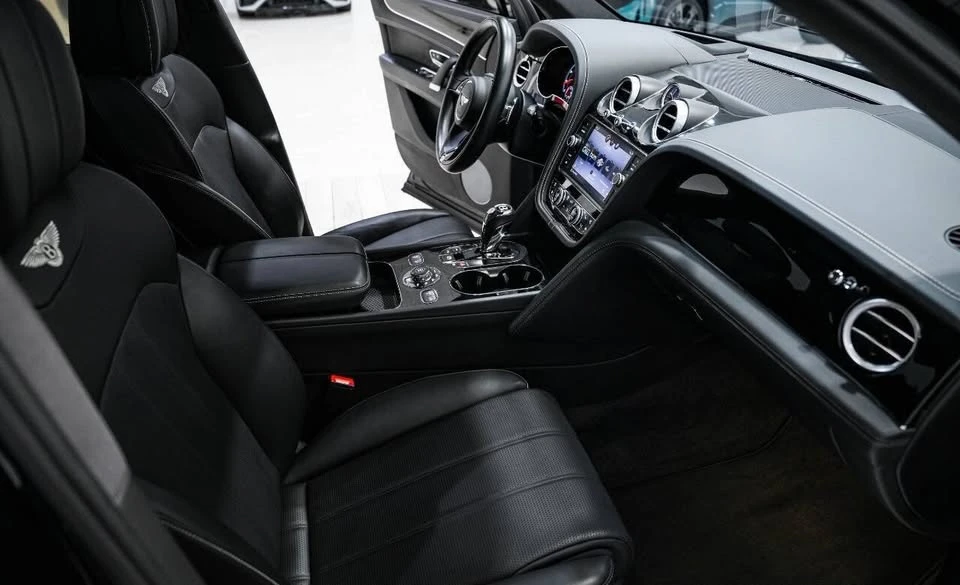 2018 Bentley Bentayga - Image 14 of 20