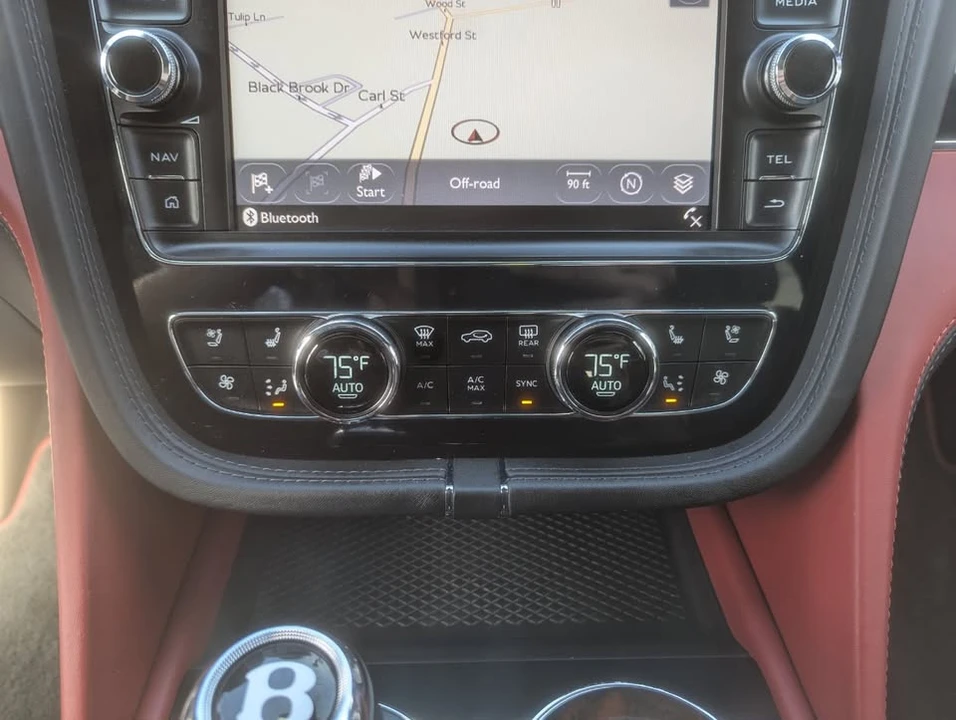 2018 Bentley Bentayga - Image 13 of 19