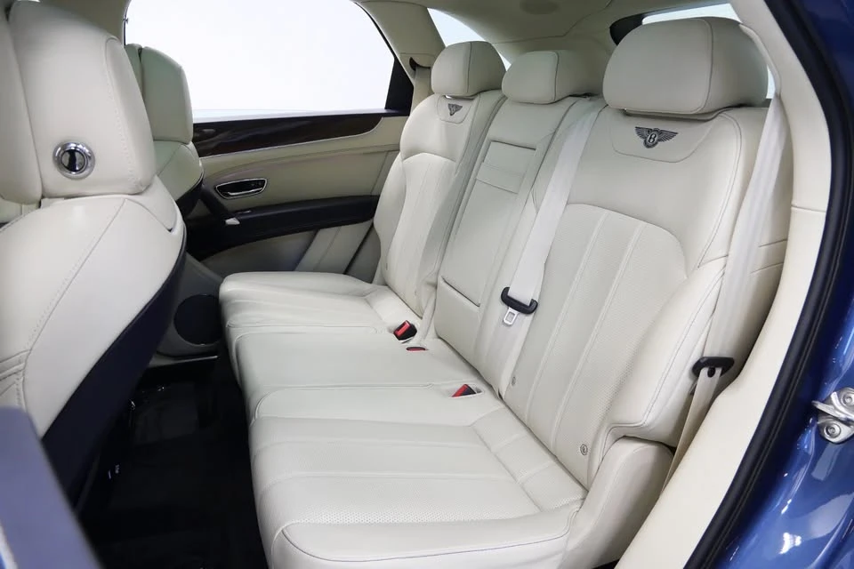 2018 Bentley Bentayga - Image 12 of 15