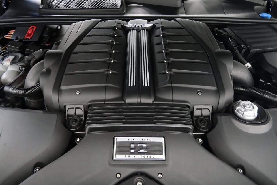 2018 Bentley Bentayga - Image 8 of 15