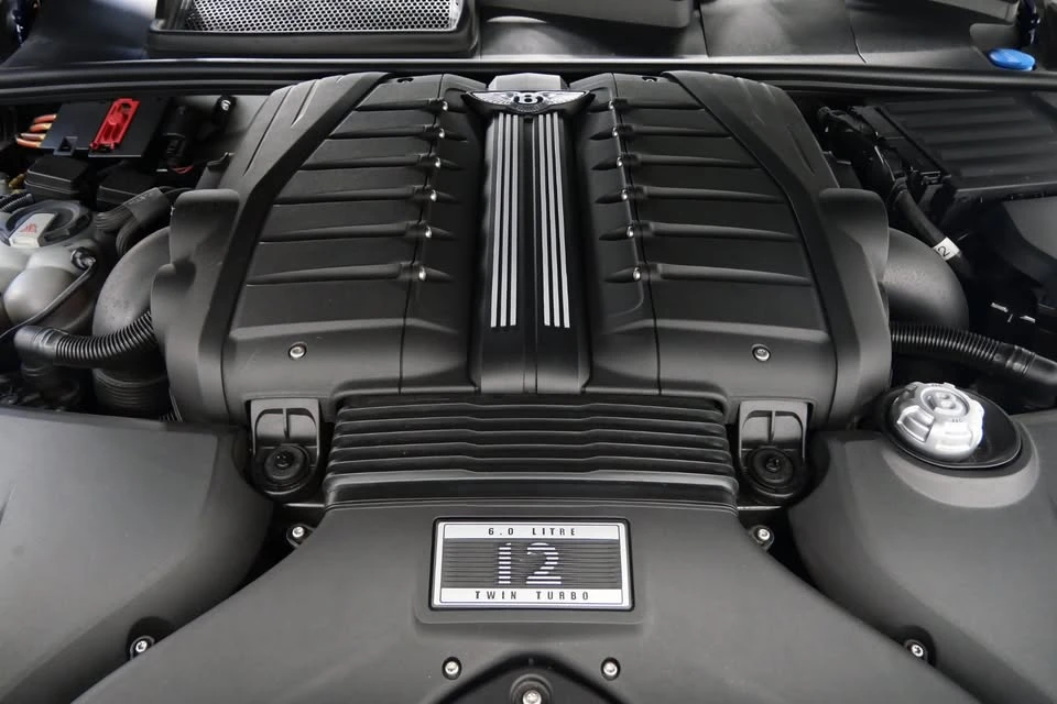 2018 Bentley Bentayga - Image 11 of 19