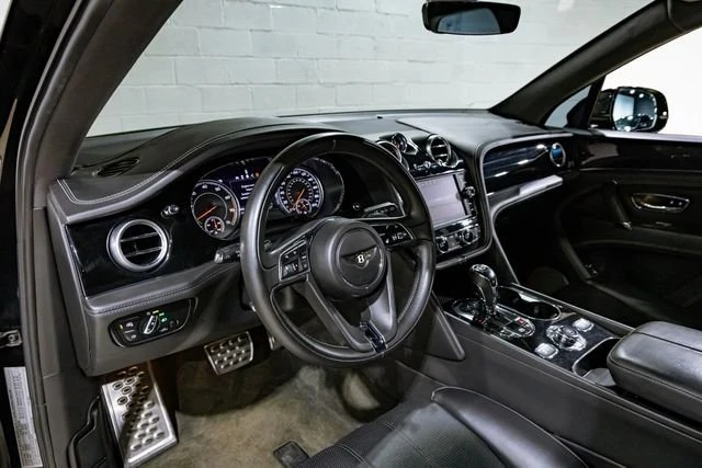 2018 Bentley Bentayga - Image 8 of 13