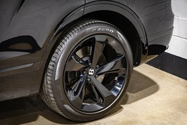 2018 Bentley Bentayga - Image 4 of 13