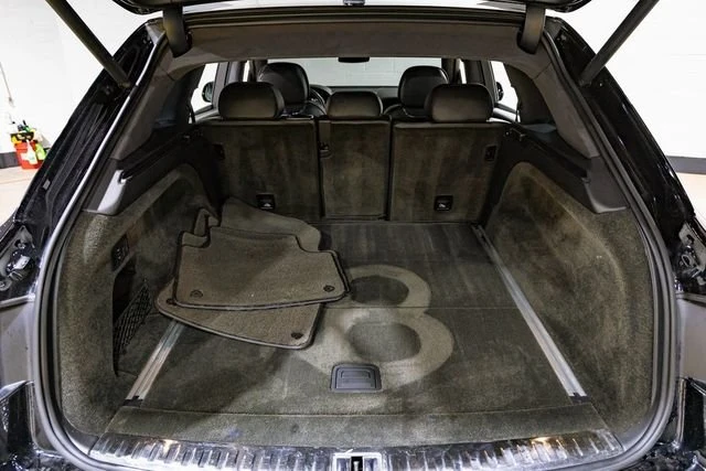 2018 Bentley Bentayga - Image 12 of 13