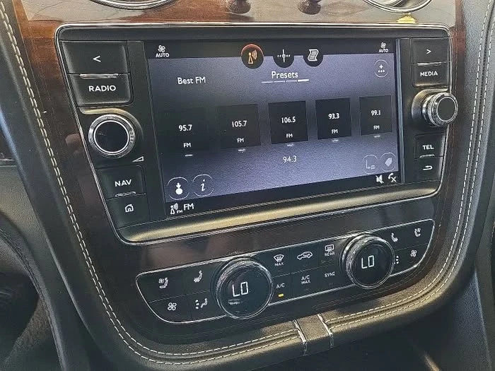 2018 Bentley Bentayga - Image 8 of 10