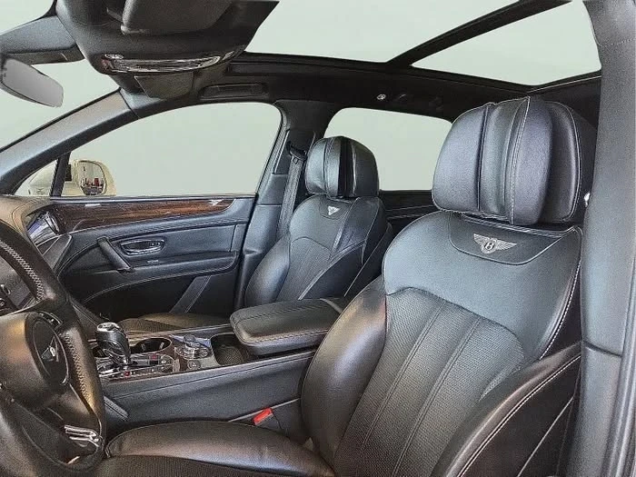 2018 Bentley Bentayga - Image 7 of 10