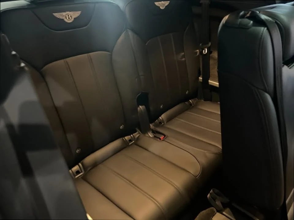 2018 Bentley Bentayga - Image 11 of 13