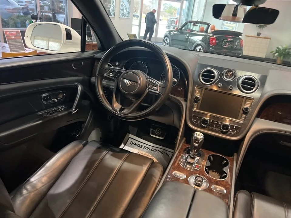 2018 Bentley Bentayga - Image 6 of 13