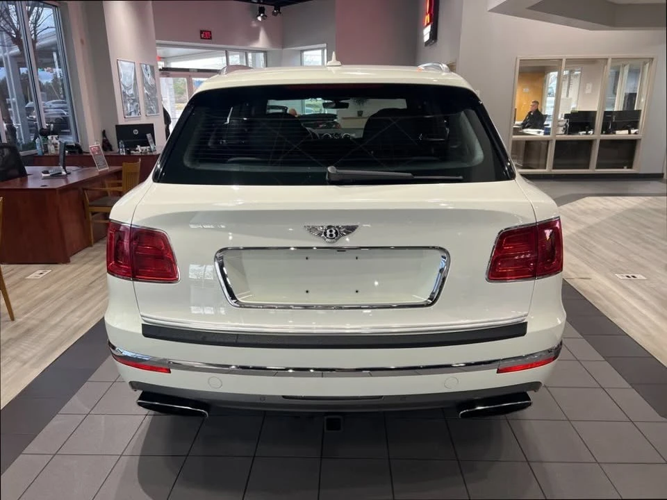 2018 Bentley Bentayga - Image 3 of 3