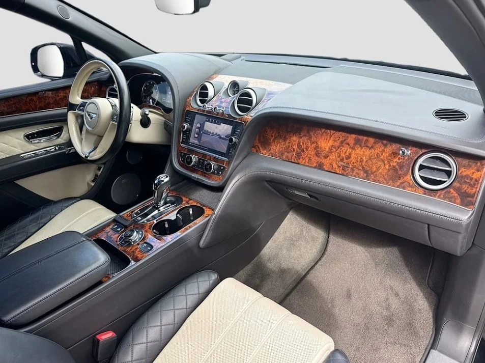 2018 Bentley Bentayga - Image 14 of 15