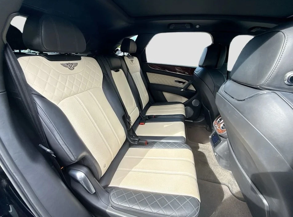 2018 Bentley Bentayga - Image 12 of 15