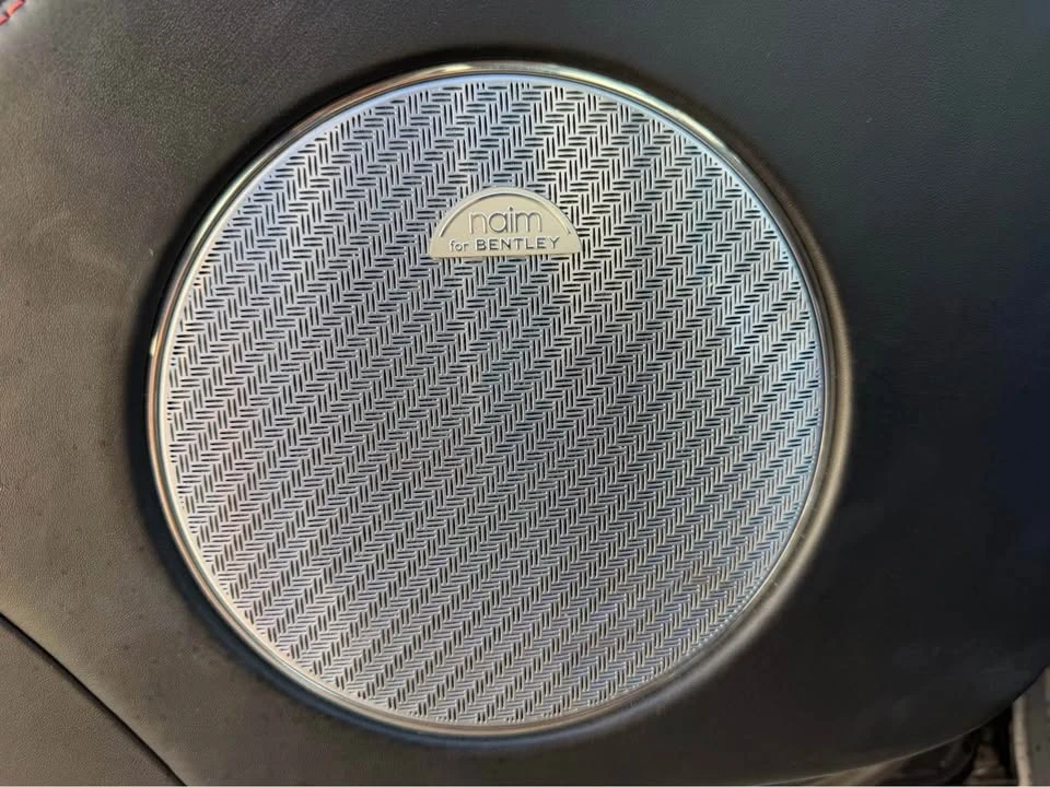2018 Bentley Bentayga - Image 10 of 20