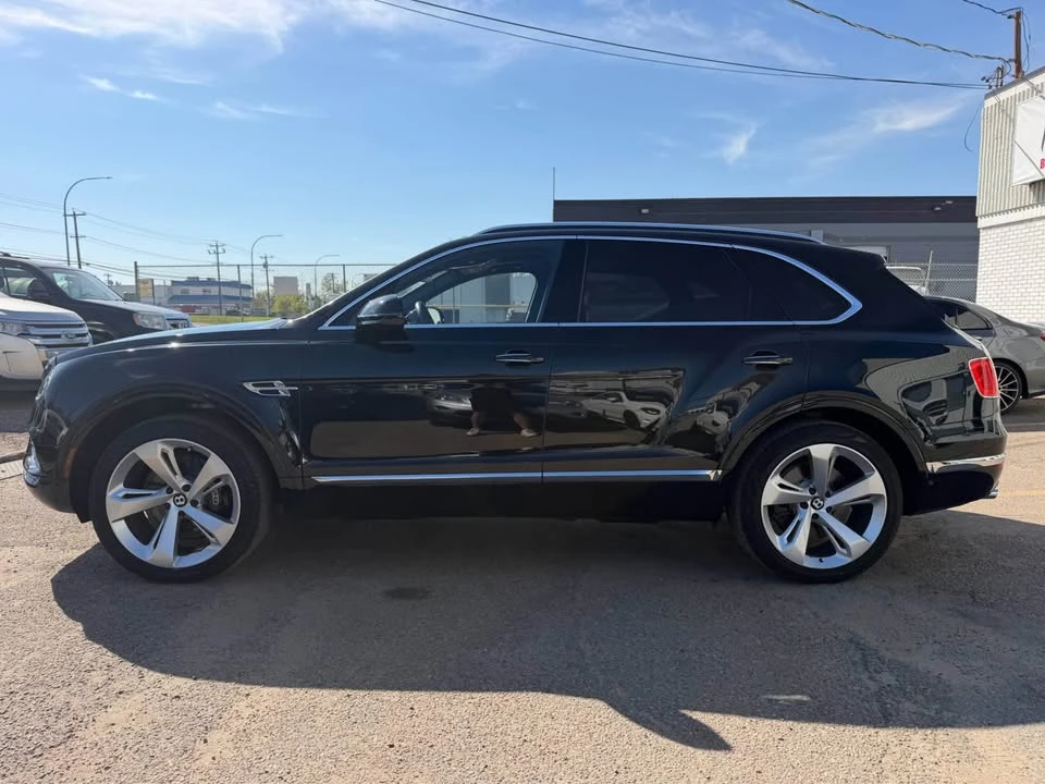 2018 Bentley Bentayga - Image 15 of 20