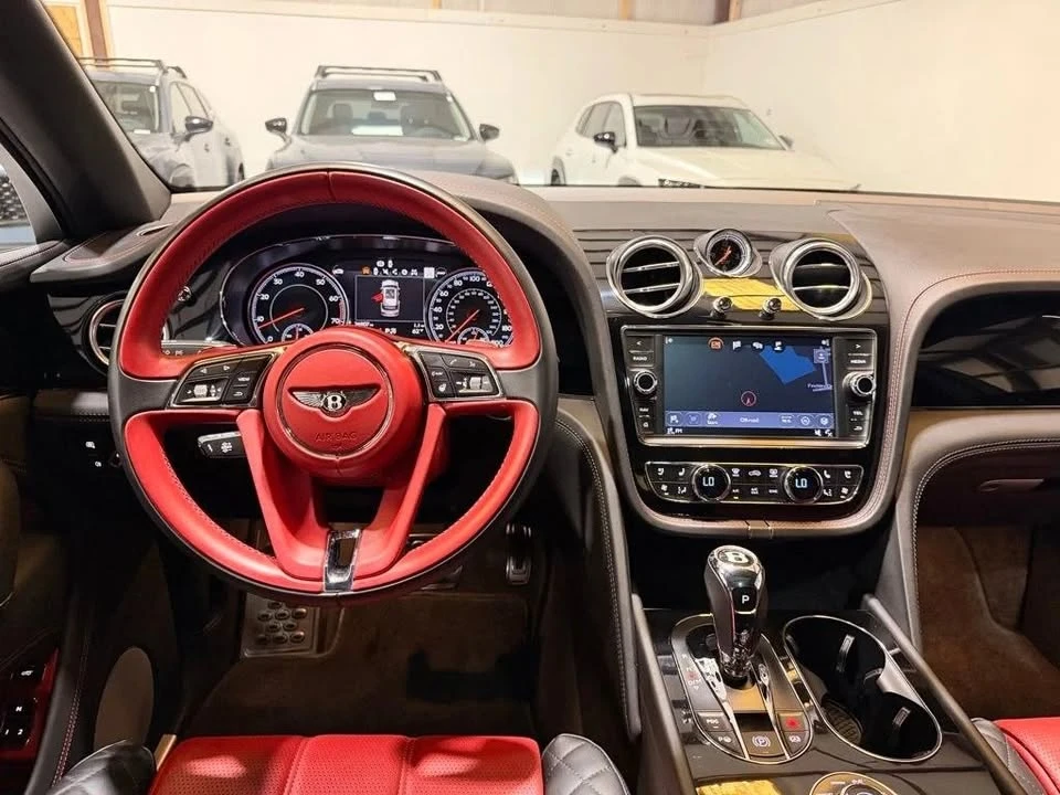 2018 Bentley Bentayga - Image 11 of 14