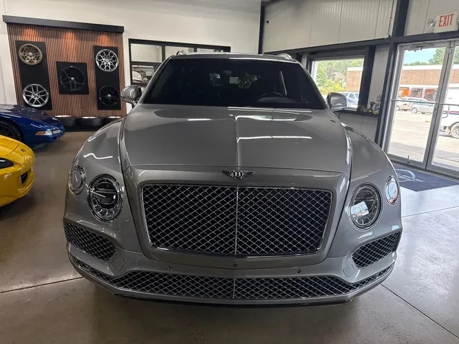 2018 Bentley Bentayga - Image 6 of 15