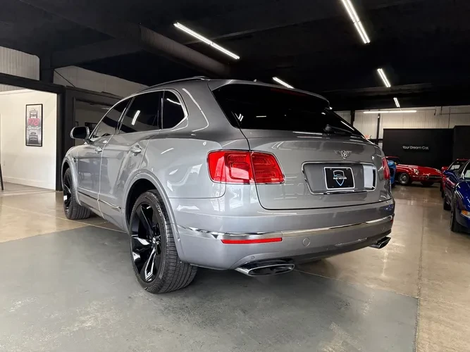 2018 Bentley Bentayga - Image 3 of 15