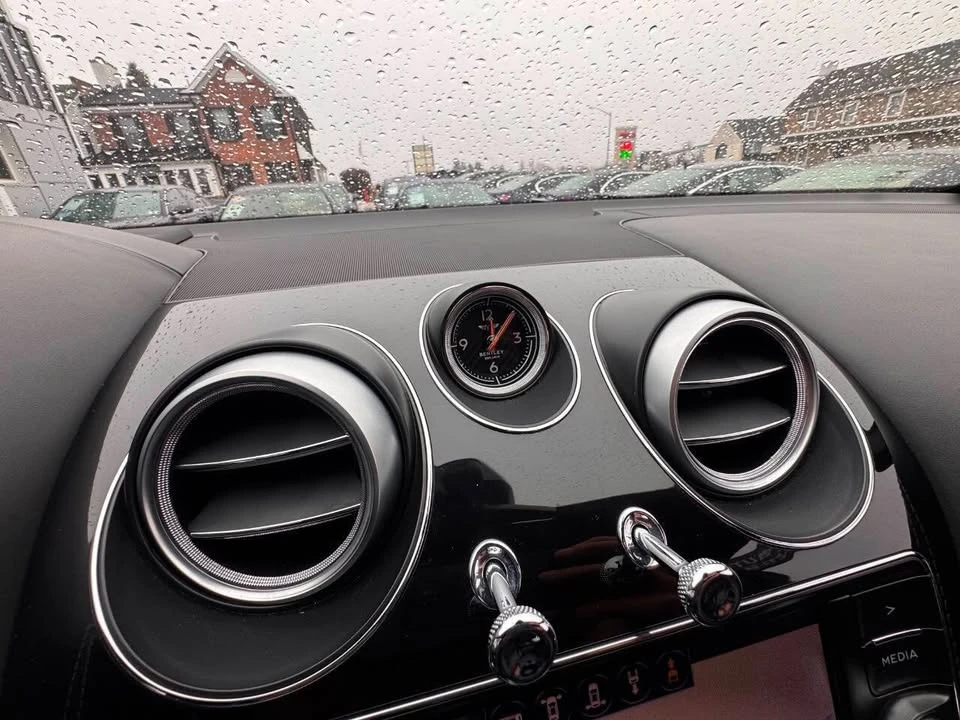 2018 Bentley Bentayga - Image 18 of 20