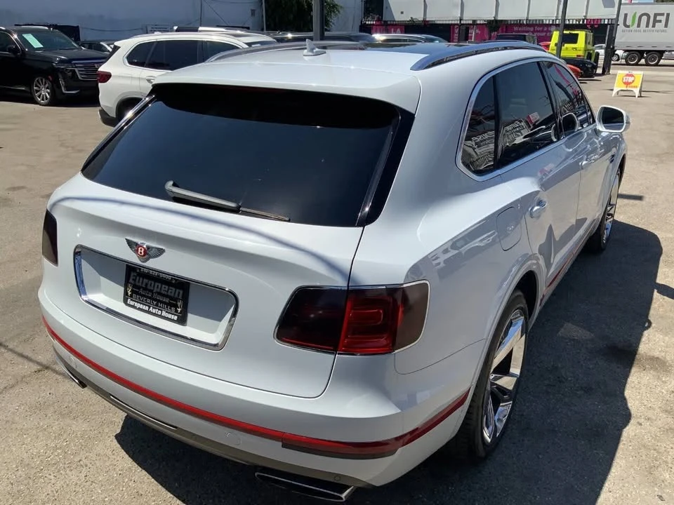 2018 Bentley Bentayga - Image 2 of 20