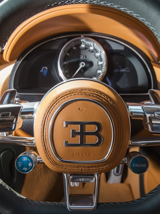 2018 Bugatti Chiron - Image 5 of 27