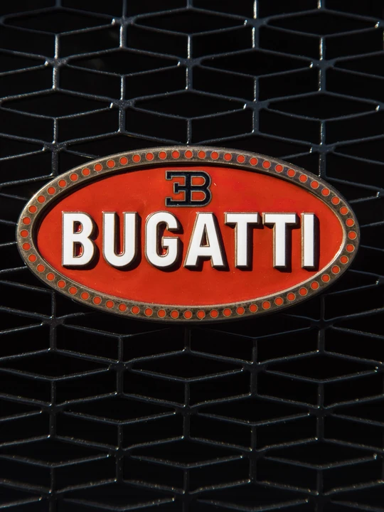 2018 Bugatti Chiron - Image 17 of 27