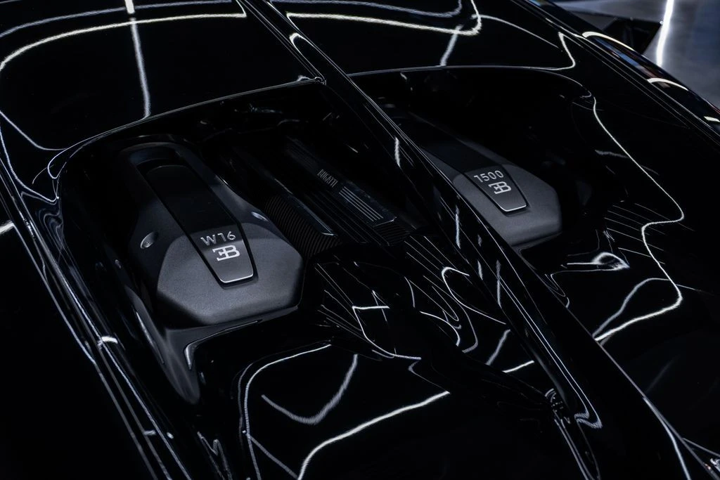 2018 Bugatti Chiron - Image 25 of 31