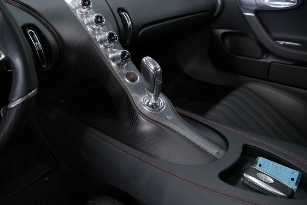 2018 Bugatti Chiron - Image 15 of 31