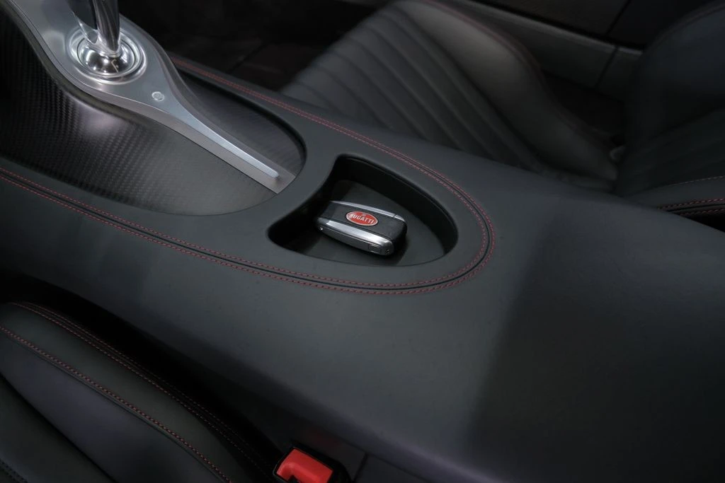 2018 Bugatti Chiron - Image 16 of 31