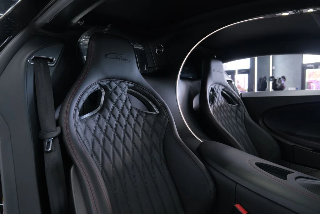 2018 Bugatti Chiron - Image 17 of 31
