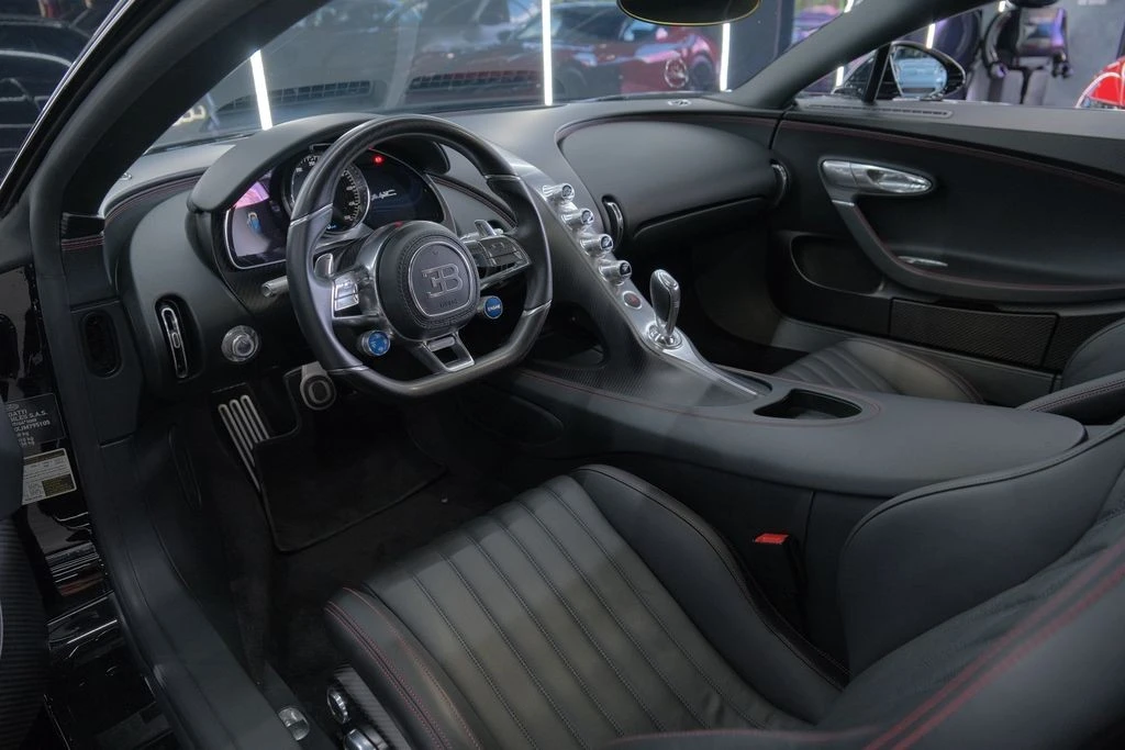2018 Bugatti Chiron - Image 27 of 31