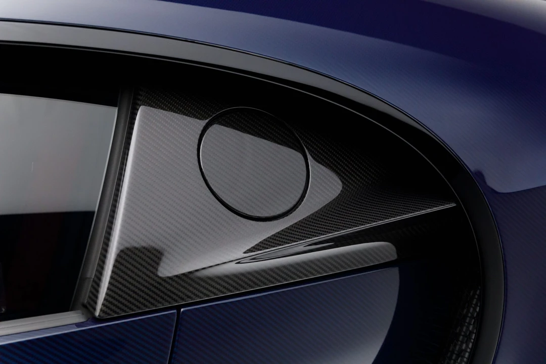 2018 Bugatti Chiron - Image 26 of 31