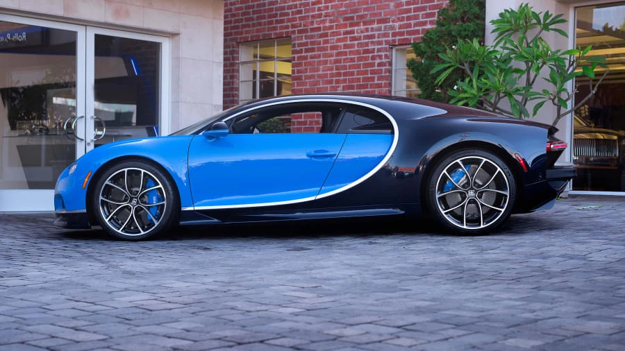 2018 Bugatti Chiron - Image 2 of 20