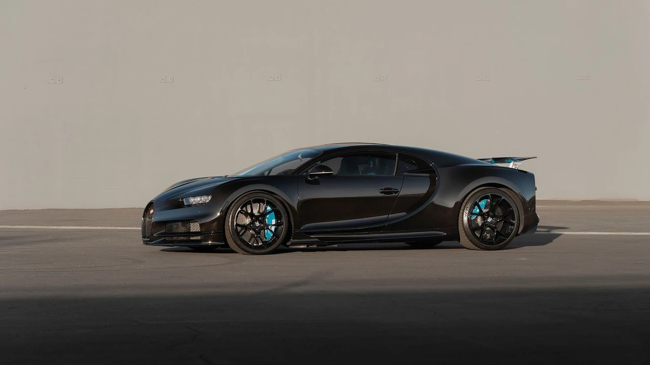 2018 Bugatti Chiron - Image 6 of 31