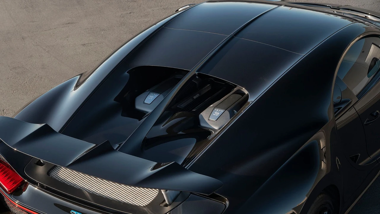 2018 Bugatti Chiron - Image 27 of 31