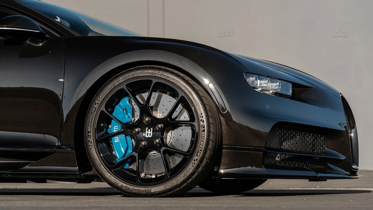 2018 Bugatti Chiron - Image 20 of 31