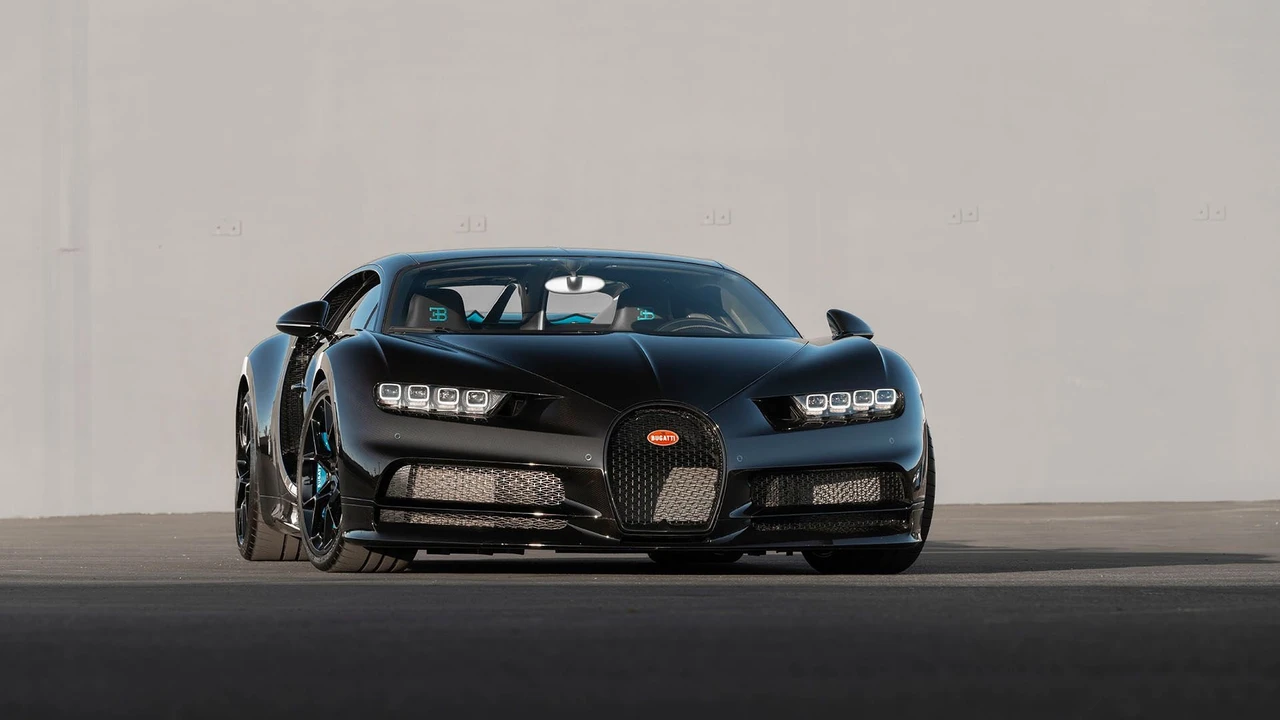 2018 Bugatti Chiron - Image 7 of 31