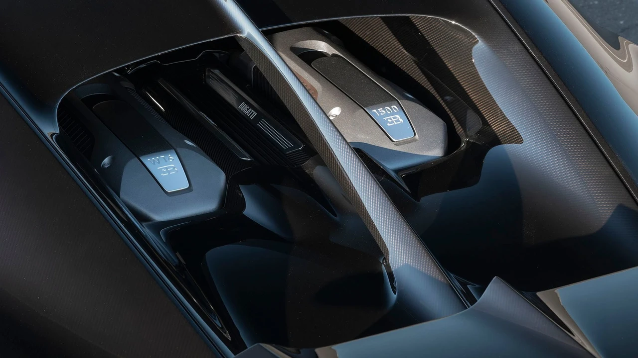 2018 Bugatti Chiron - Image 28 of 31