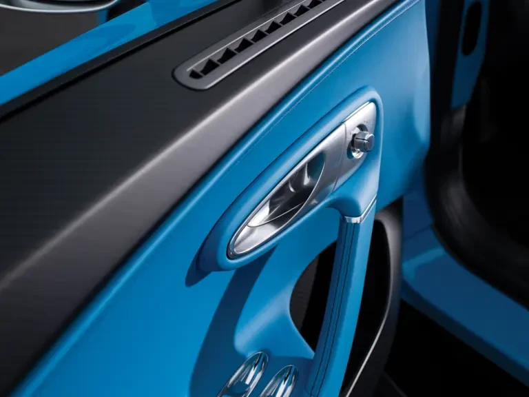 2018 Bugatti Chiron - Image 17 of 31