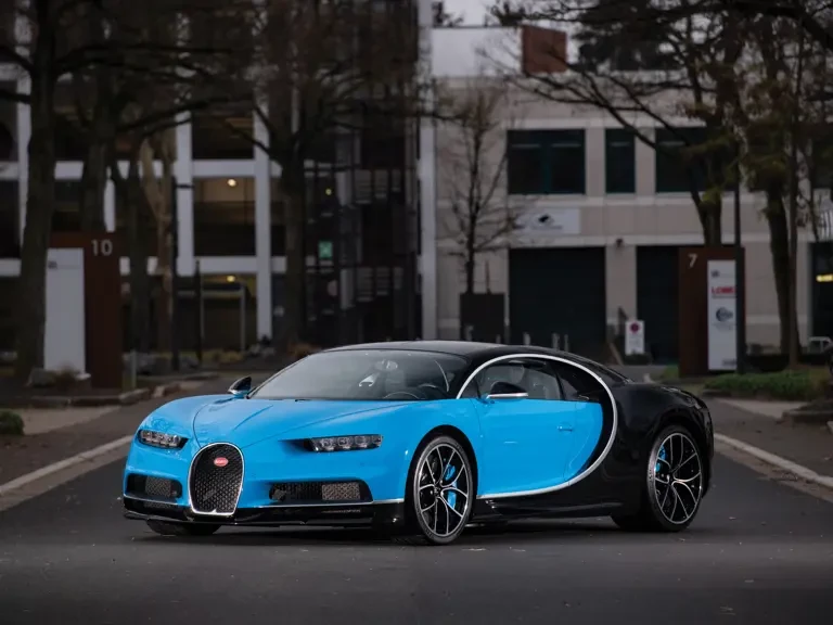 2018 Bugatti Chiron - Image 2 of 31