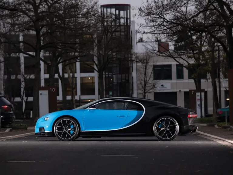 2018 Bugatti Chiron - Image 6 of 31