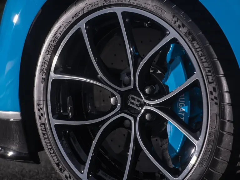 2018 Bugatti Chiron - Image 22 of 31