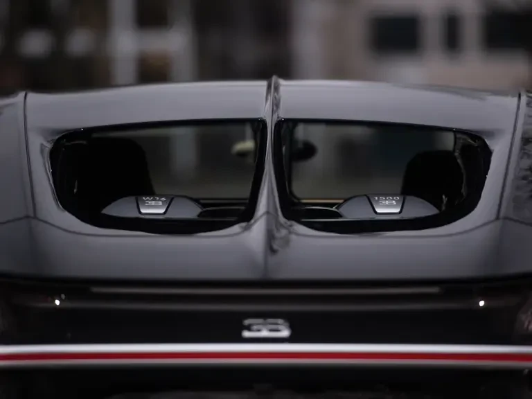 2018 Bugatti Chiron - Image 9 of 31
