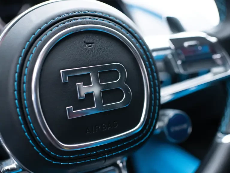2018 Bugatti Chiron - Image 13 of 31