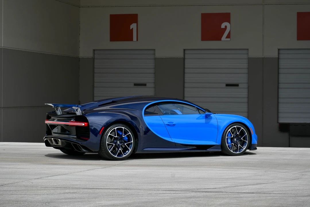 2018 Bugatti Chiron - Image 14 of 31