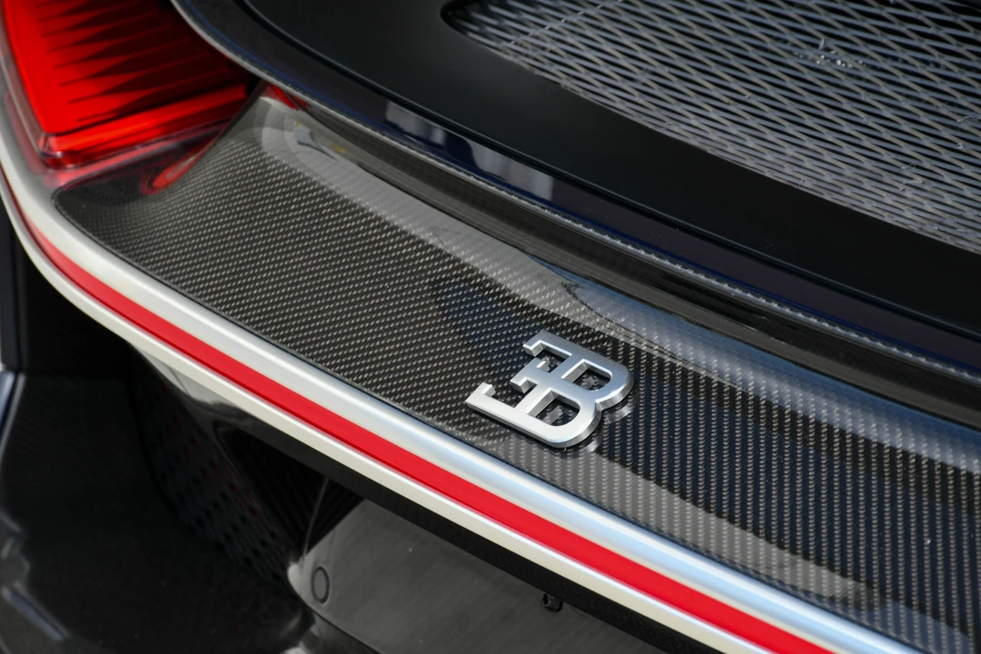 2018 Bugatti Chiron - Image 23 of 31