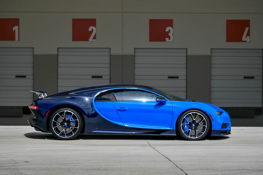 2018 Bugatti Chiron - Image 17 of 31