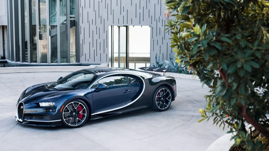 2018 Bugatti Chiron - Image 16 of 25