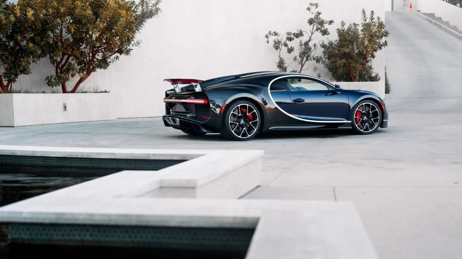 2018 Bugatti Chiron - Image 13 of 25
