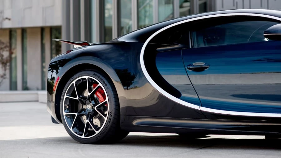 2018 Bugatti Chiron - Image 15 of 25
