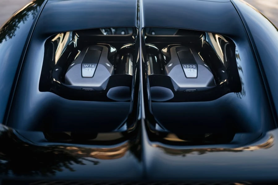 2018 Bugatti Chiron - Image 24 of 25